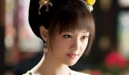 吃瓜女孩古装照片真实,揭秘吃瓜女孩的古装魅力