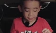 陈小春jasper吃瓜,父子俩搞笑互动引网友热议