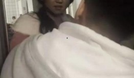 越南女人吃瓜视频,揭秘越南网红吃瓜文化