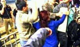 男生打架吃瓜图片,一场男生打架引发的“吃瓜”热潮